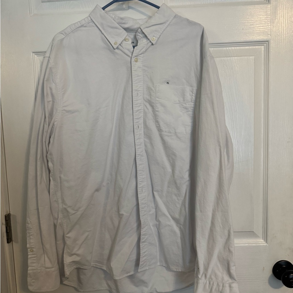 American Eagle Outfitters Men's White Button Down Shirt